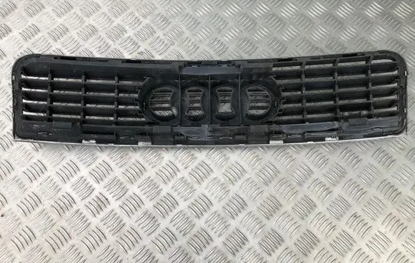 Audi A4 S4 B6 8E 8H Front grill 8E0853651F 8E0853650