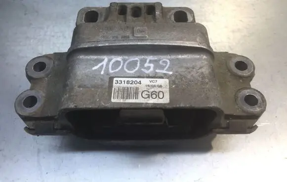 Volkswagen Golf V Engine mount bracket 1K0199555 3318204