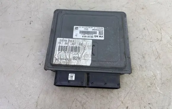 Audi A3 S3 8V Engine control unit/module 06K907425B 5WP49101
