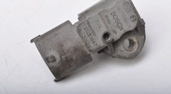 Ford Focus Fuel pressure sensor 31251447
