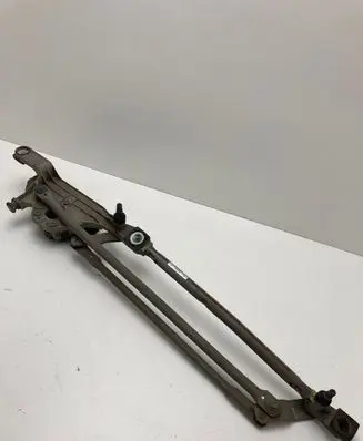 Ford Focus Front wiper linkage and motor 4M5117508BA B32H67340 0390241732