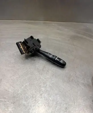 Hyundai Accent Wiper control stalk 75733A