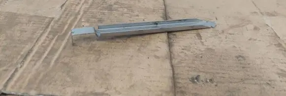 Volvo V50 Headlight/headlamp mounting bracket