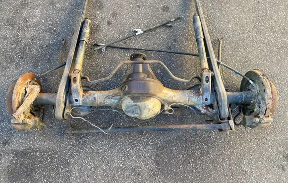 Mitsubishi Pajero Rear axle beam with reductor 