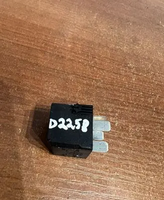 Mercedes-Benz A W169 Other relay A0025421319 D2258