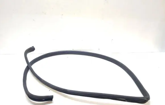 Mercedes-Benz E W210 Rubber seal front coupe door 