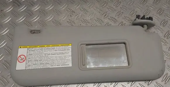 Sun visor