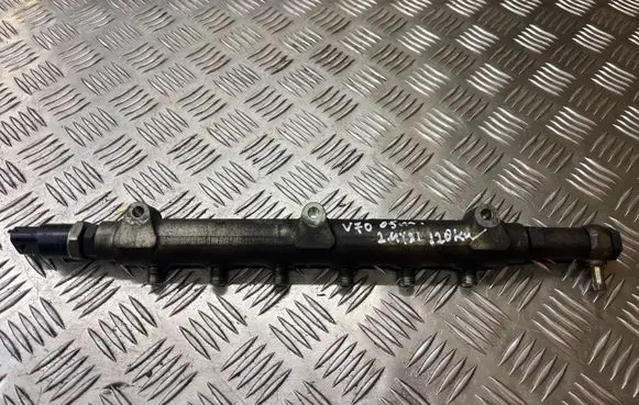 Volvo V70 Fuel main line pipe 0445215010
