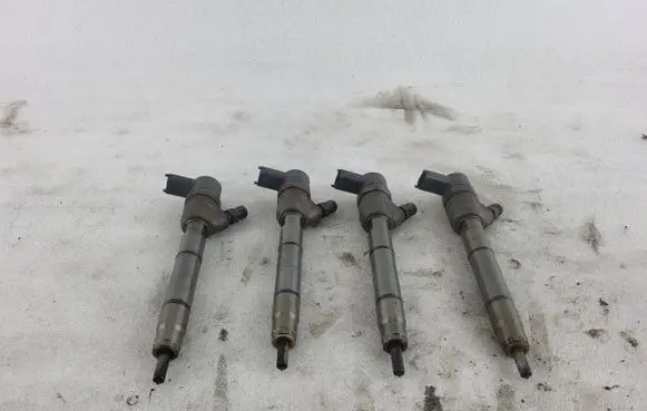 KIA Ceed Fuel injector 0445110