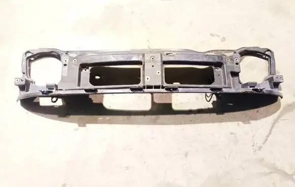 Opel Vivaro Radiator support slam panel 8200274224 93851708