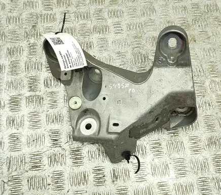BMW X2 U10 Engine mounting bracket 9796439