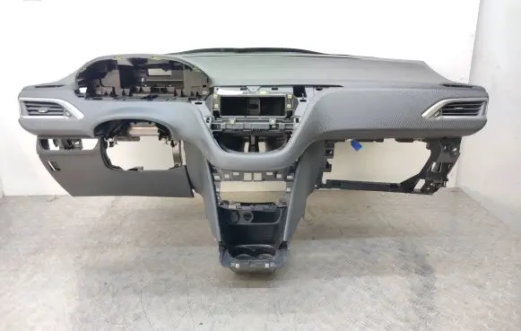 Peugeot 2008 I Dashboard US1097715X3Y