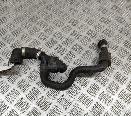 Mercedes-Benz E W213 Engine coolant pipe/hose A2135016982