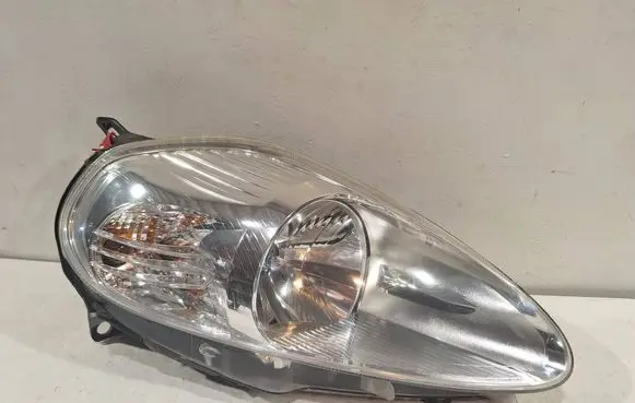 Fiat Grande Punto Headlight/headlamp