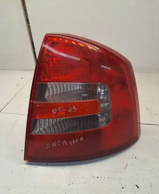 Skoda Octavia Mk2 (1Z) Rear/tail lights 1Z5945258