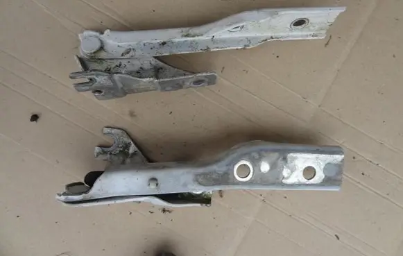 Volkswagen Polo V 6R Engine bonnet/hood hinges 