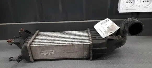 Opel Astra H Intercooler radiator