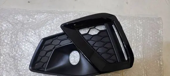 Audi A4 S4 B9 8W Front bumper lower grill 8W0807681AM
