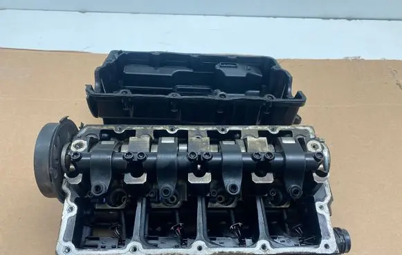 Seat Altea Engine head 038103373R