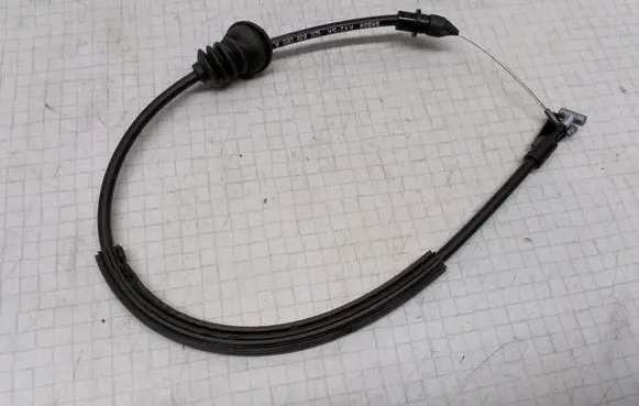 Skoda Octavia Mk2 (1Z) Rear door cable line 1Z0839085A