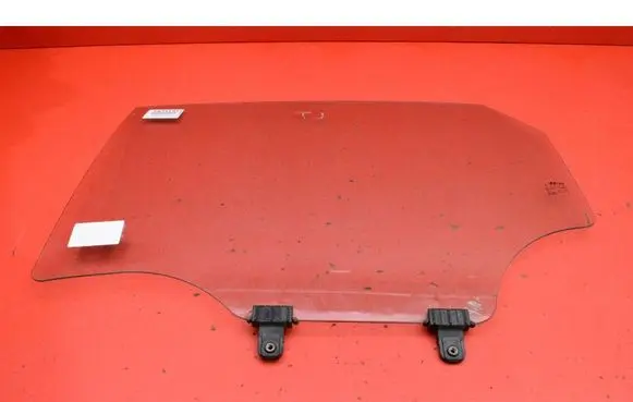 Hyundai Kona I Rear door window glass 