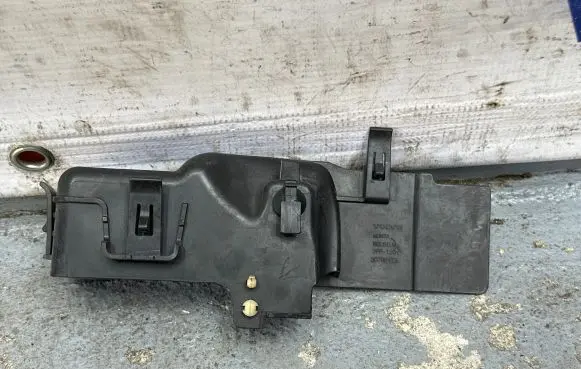 Volvo V60 Intercooler air guide/duct channel 30796473