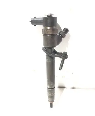 Volvo V70 Fuel injector 30750283 4B22D41