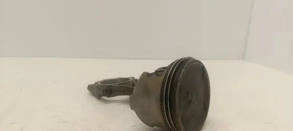 Mitsubishi 3000 GT Piston with connecting rod