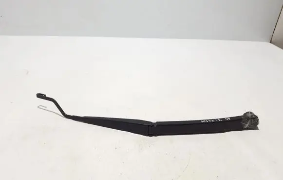 Toyota Hilux (AN120, AN130) Front wiper blade arm 852110K230