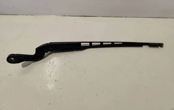 Audi A6 S6 C6 4F Front wiper blade arm 4F1955409