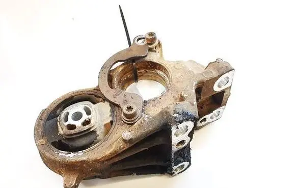 Peugeot 307 Engine mount bracket 514931