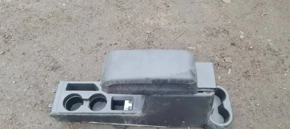 Jeep Patriot Center console 74403200089D 1QF411DVAD