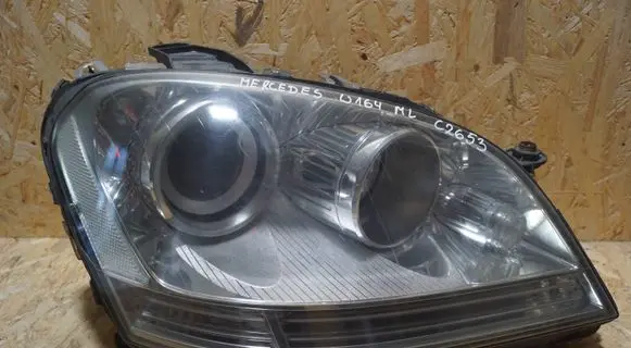 Mercedes-Benz ML W164 Headlight/headlamp