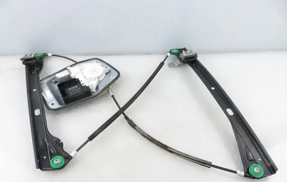 Volkswagen Golf V Front door window regulator with motor 1K5837402AM 1K0959702AC 1K0959792N