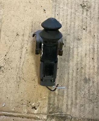 Nissan X-Trail T30 Bonnet alarm switch sensor 