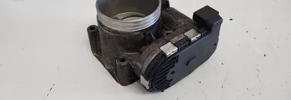 Volvo V70 Throttle valve 30711553 04W392 0280750103