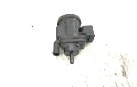 Mercedes-Benz E W210 Turbo solenoid valve A0005450527