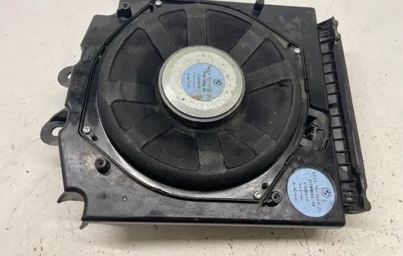BMW 5 E60 E61 Subwoofer speaker 9143142 61928910 217BM0830A