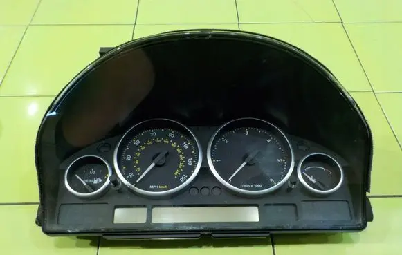 Land Rover Range Rover L322 Speedometer (instrument cluster) 8H4210849DB