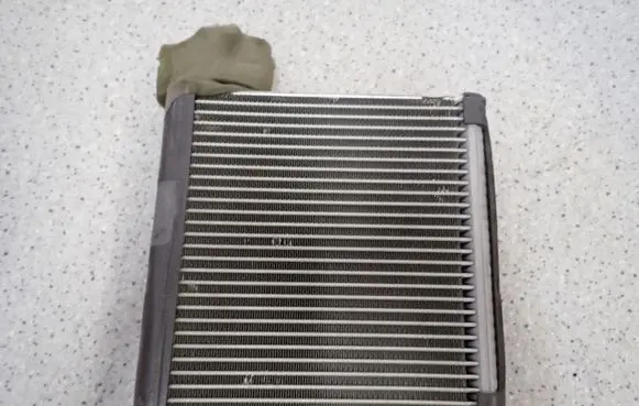 Mazda 2 Air conditioning (A/C) radiator (interior)