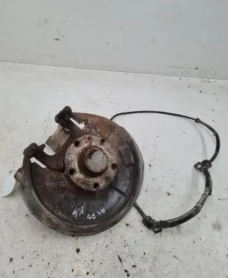 Audi A4 S4 B6 8E 8H Rear wheel hub