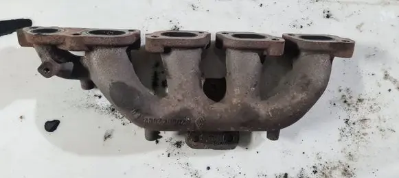 Renault Master II Exhaust manifold 8200042882