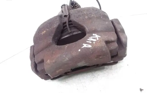 Volkswagen Touareg I Front brake caliper 7L6105D