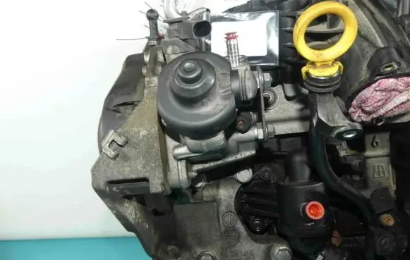 Volkswagen PASSAT B7 Fuel injection high pressure pump 0445010526 IMPRK1292246