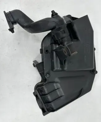 Volvo V50 Engine control unit box 30776195 1017468S02