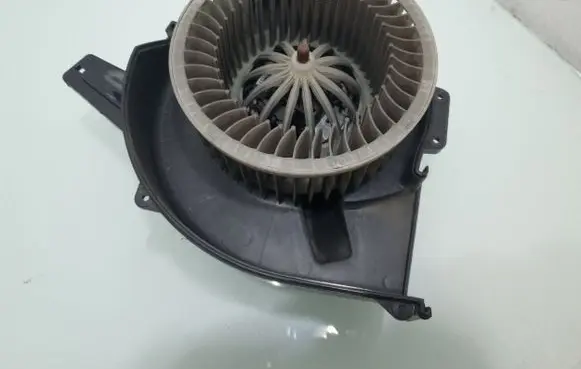 Seat Ibiza IV (6J,6P) Heater fan/blower 6Q1820015