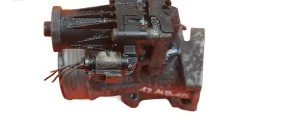 Volvo XC60 EGR thermostat D5244T11 D5244T15