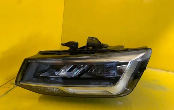 Audi SQ2 GA Headlight/headlamp 81A941011