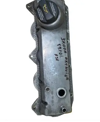 Skoda Octavia Mk1 (1U) Rocker cam cover 038103475D