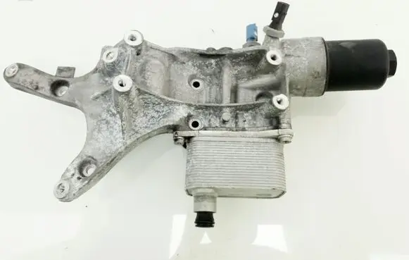 Volkswagen PASSAT B7 USA Oil filter mounting bracket 06K903143